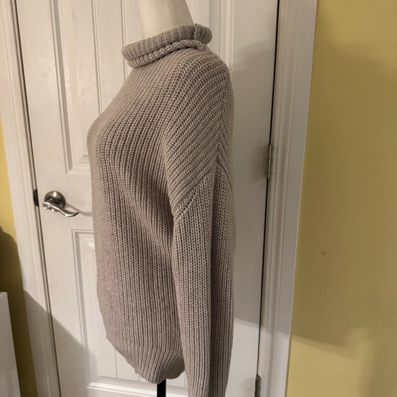 ❤️SOLD❤️Wilfred Montpellier Sweater - Picture 4 of 7